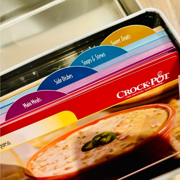 Crockpot Recipe Tin - Picture 2 of 6